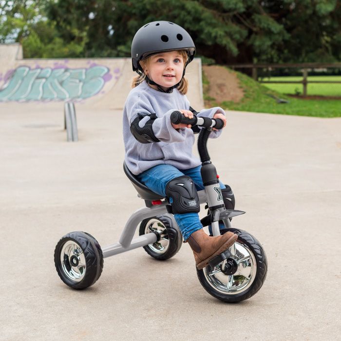 Les meilleurs jeux d'extérieur pour développer la motricité des enfants de 3 à 8 ans